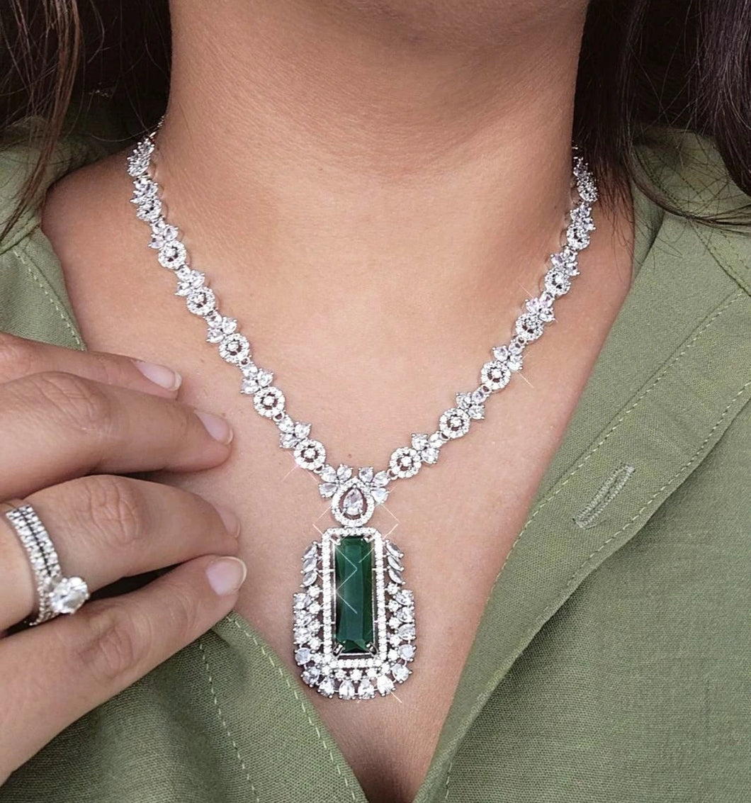Kayla emerald and diamond necklace