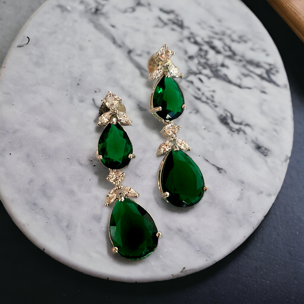 Antara Emerald earrings