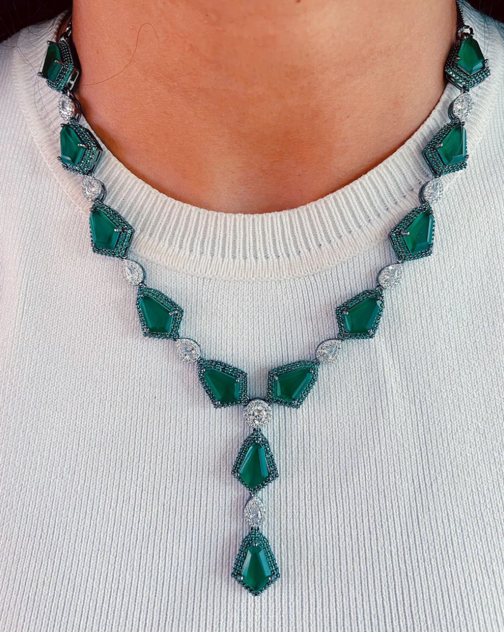 Emerald stone and diamond necklace