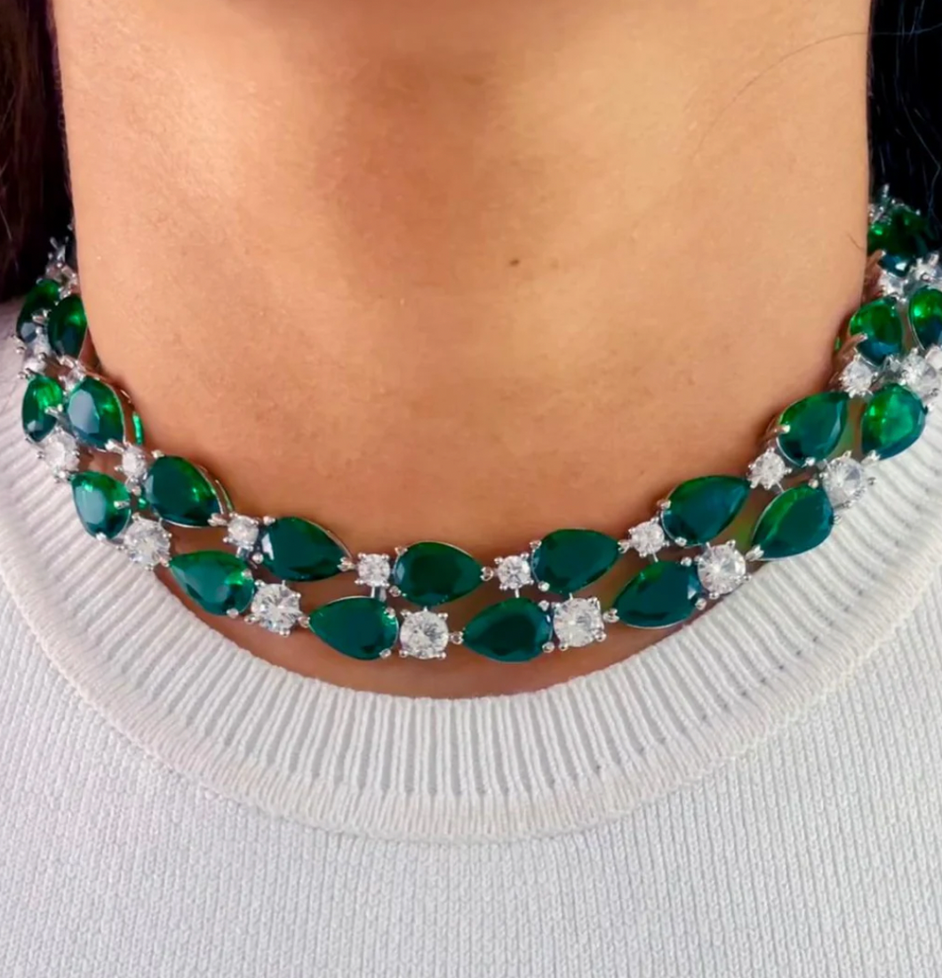 Clara emerald and diamond necklace