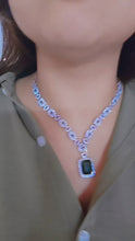 Load and play video in Gallery viewer, Emerald interlock necklace
